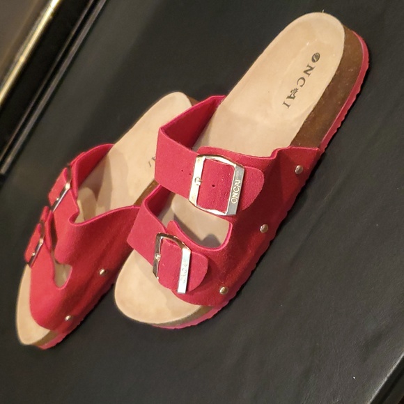 Oncai Sandals - Picture 4 of 9